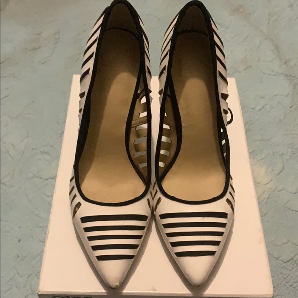 GX by Gwen Stefani “Addie” Pumps
